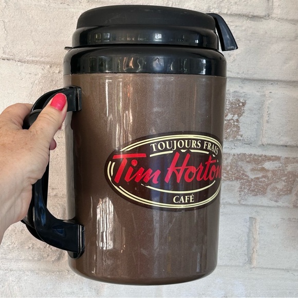 Tim Hortons Large Coffee Travel Mug 24 cm Tall Large 1750 ml Jug With Handle Lid - Picture 4 of 10